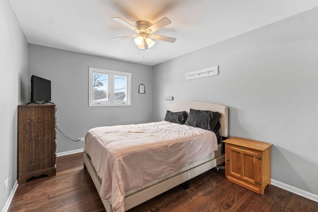 45 Cambridge Lane, Glendale Heights, IL 60139