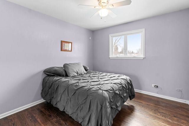 45 Cambridge Lane, Glendale Heights, IL 60139