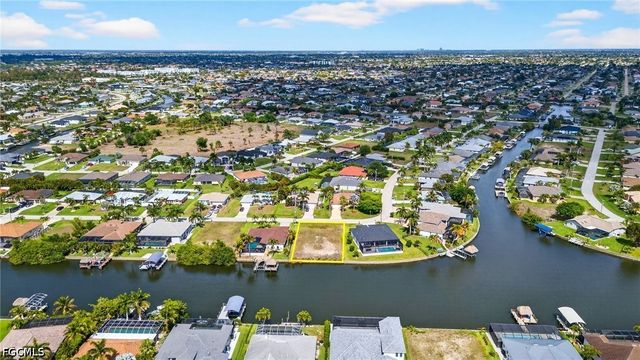 2856 SW 26th PL, Cape Coral, FL 33914