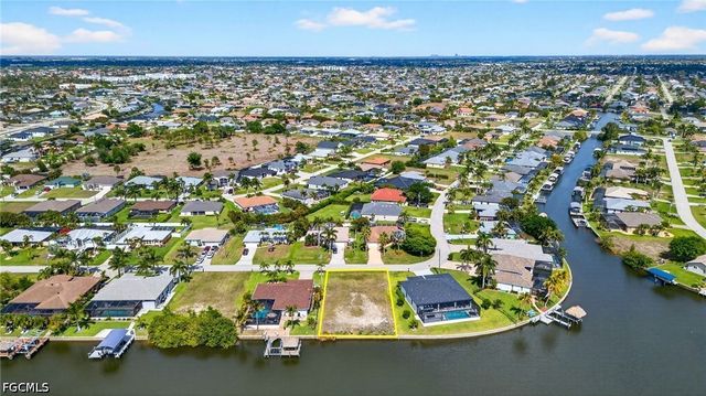 2856 SW 26th PL, Cape Coral, FL 33914