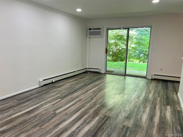 3 Hook Road 15A, Poughkeepsie, NY 12601