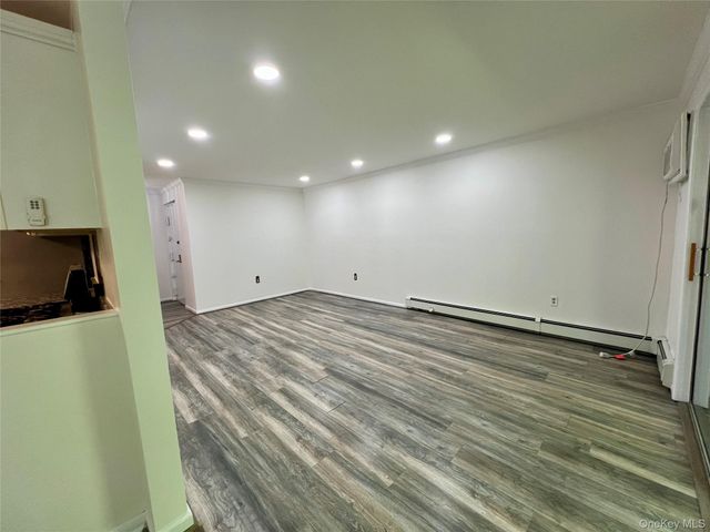 3 Hook Road 15A, Poughkeepsie, NY 12601