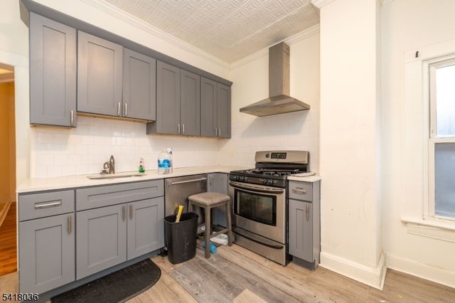 579 Nassau St, City Of Orange Twp., NJ 07050