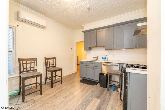 579 Nassau St, City Of Orange Twp., NJ 07050