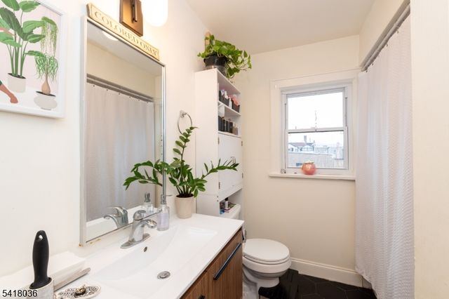 579 Nassau St, City Of Orange Twp., NJ 07050