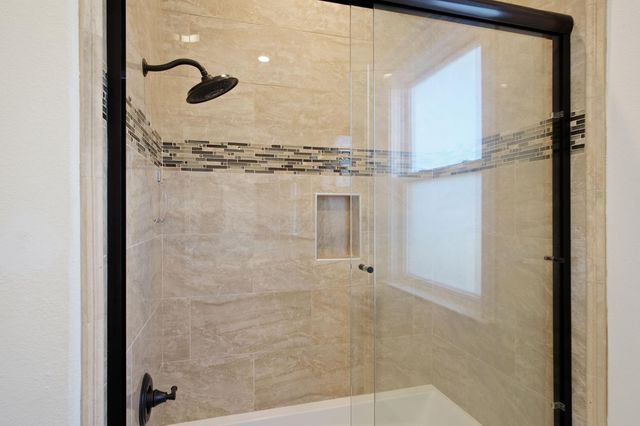 3205 Hillglen Ave, Modesto, CA 95355