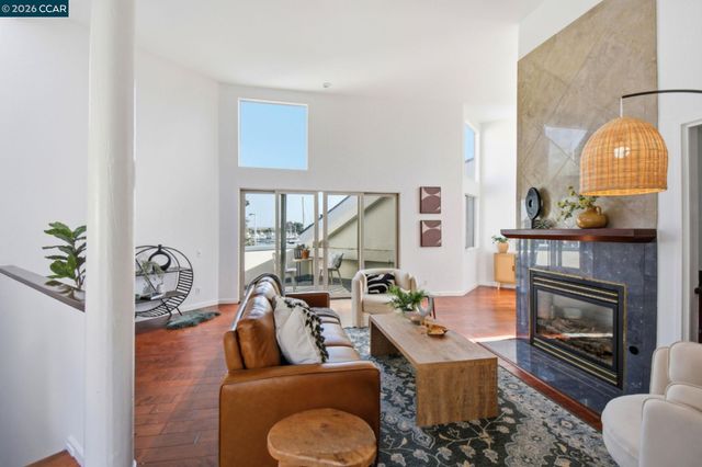 450 Cola Ballena G, Alameda, CA 94501