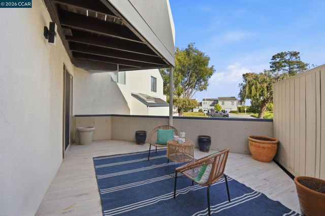 450 Cola Ballena G, Alameda, CA 94501