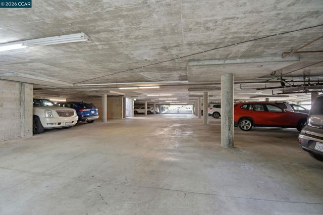 450 Cola Ballena G, Alameda, CA 94501