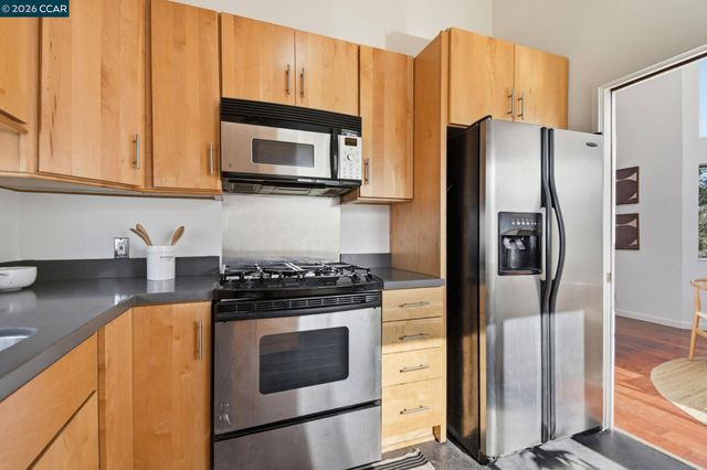 450 Cola Ballena G, Alameda, CA 94501
