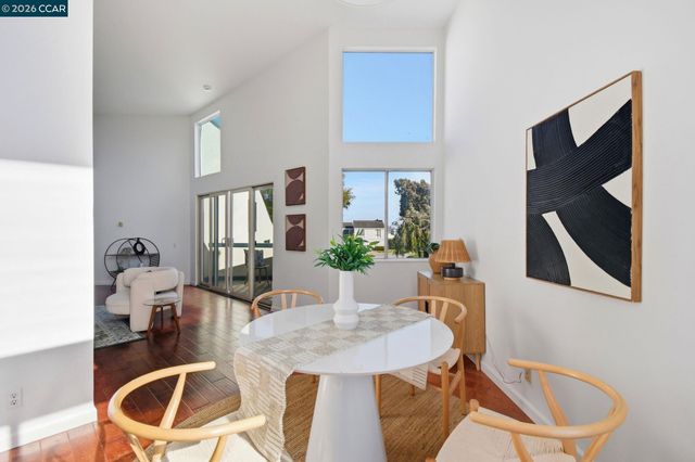 450 Cola Ballena G, Alameda, CA 94501