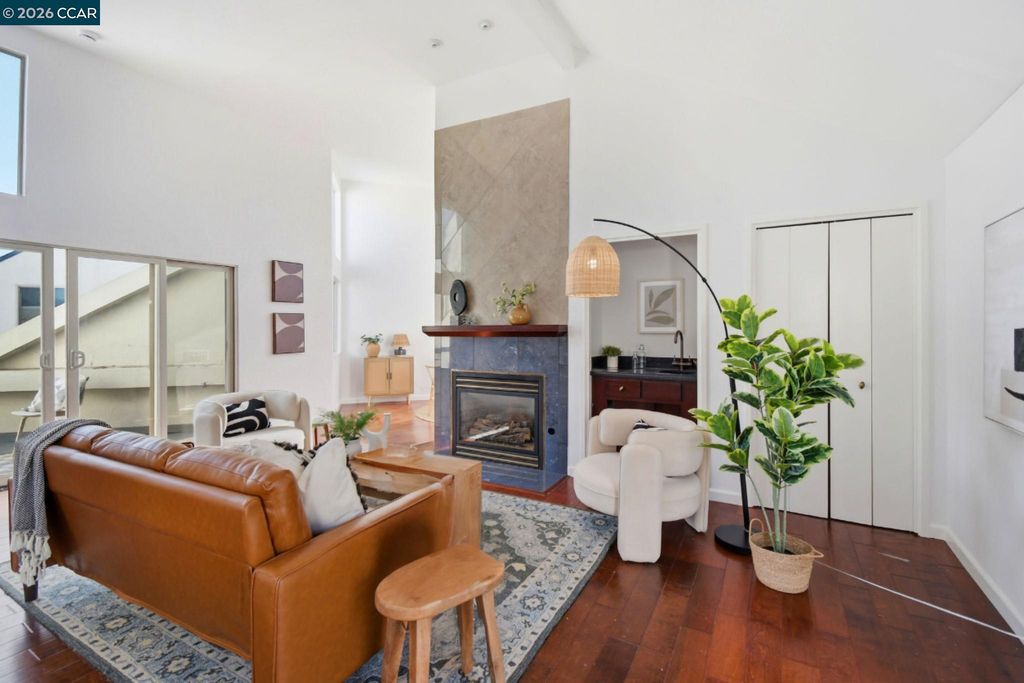450 Cola Ballena G, Alameda, CA 94501