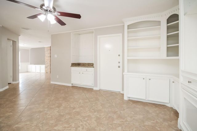 1715 Windy Knoll Drive, Houston, TX 77084