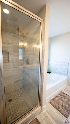 503 Hunts Landing Drive, Kathleen, GA 31047