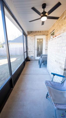 503 Hunts Landing Drive, Kathleen, GA 31047