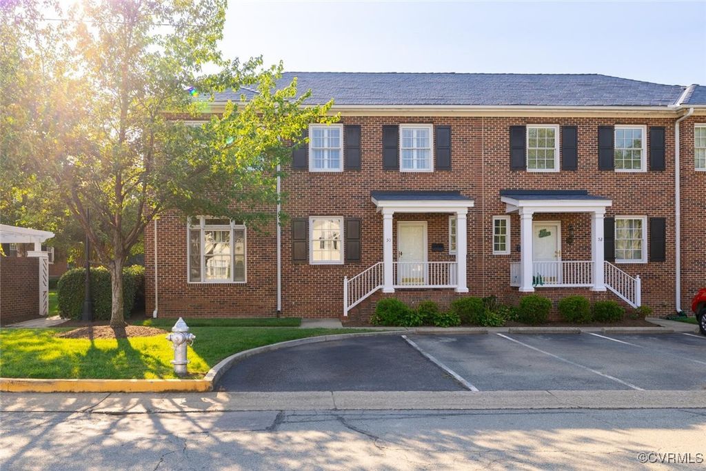 50 E Lock Ln, Richmond, VA 23226