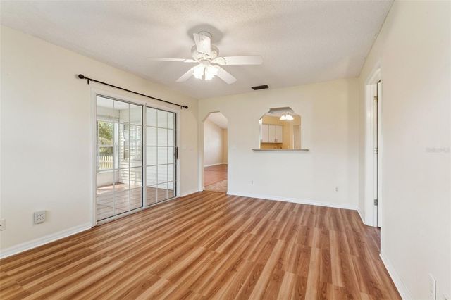 27217 RACQUET CIRCLE, Leesburg, FL 34748