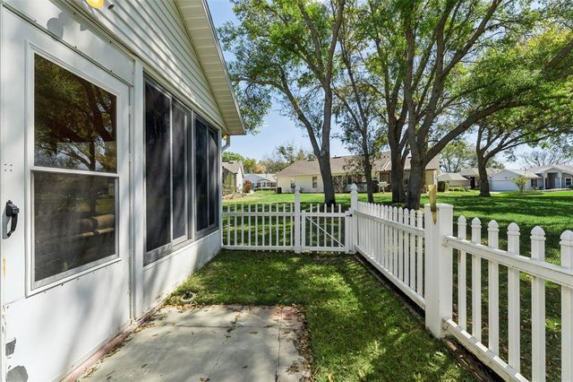 27217 RACQUET CIRCLE, Leesburg, FL 34748