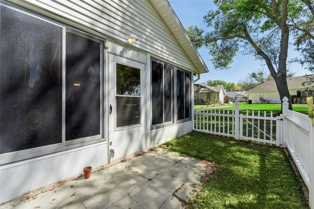 27217 RACQUET CIRCLE, Leesburg, FL 34748