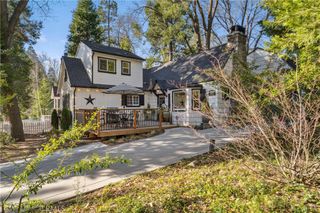 230 Maple, Lake Arrowhead, CA 92352