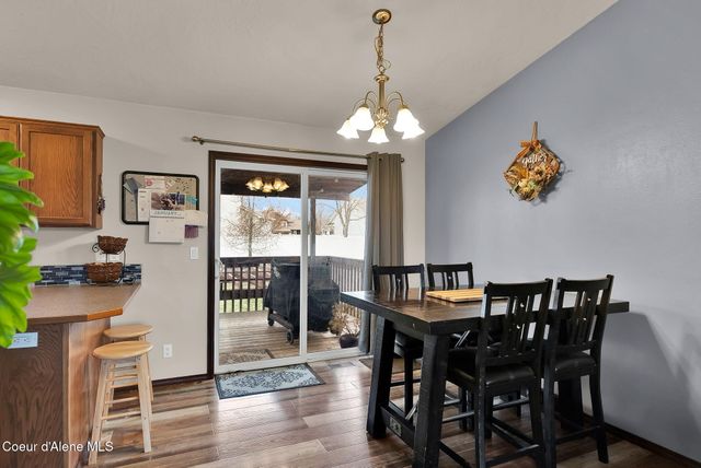 2118 N Teanaway DR, Post Falls, ID 83854