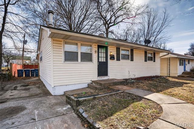 10828 Glen Garry Road, St Louis, MO 63137