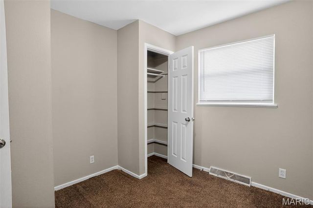 10828 Glen Garry Road, St Louis, MO 63137