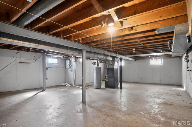 10828 Glen Garry Road, St Louis, MO 63137