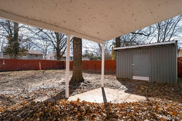 10828 Glen Garry Road, St Louis, MO 63137