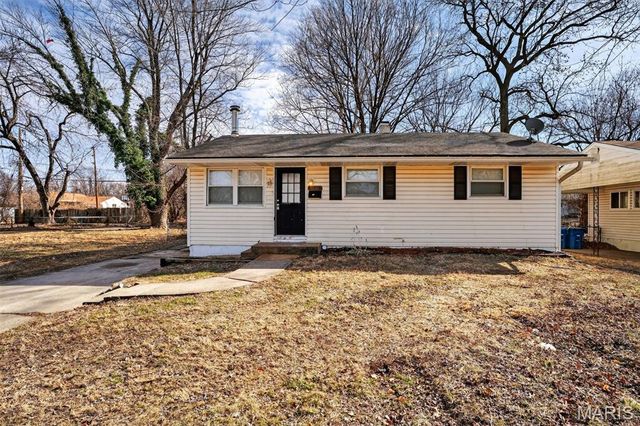 10828 Glen Garry Road, St Louis, MO 63137