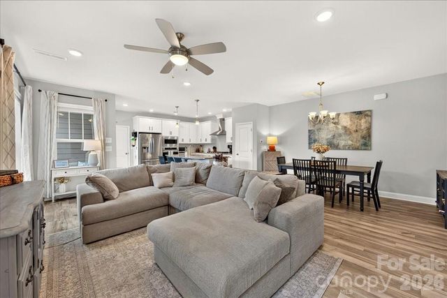505 Morrows Turnout Way, Pineville, NC 28134