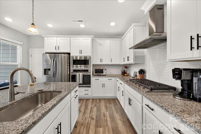 505 Morrows Turnout Way, Pineville, NC 28134