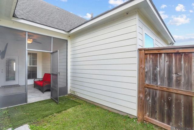 8123 Stonelake Circle East Ave, Baton Rouge, LA 70820