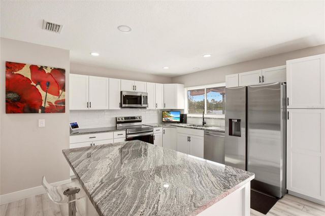 5600 LINGLE STREET, North Port, FL 34287