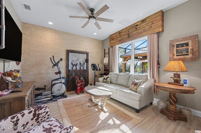 4045 Domain Court, Melbourne, FL 32934