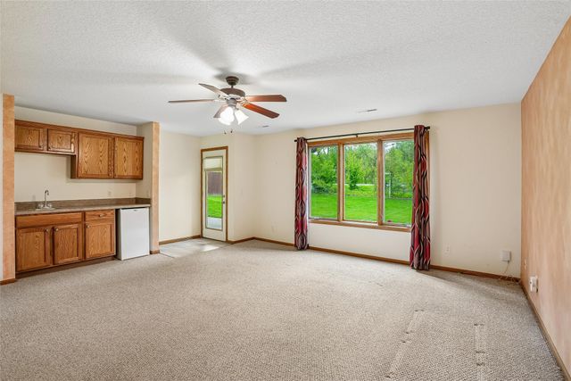 5131 Walnut Ridge Drive, Des Moines, IA 50317