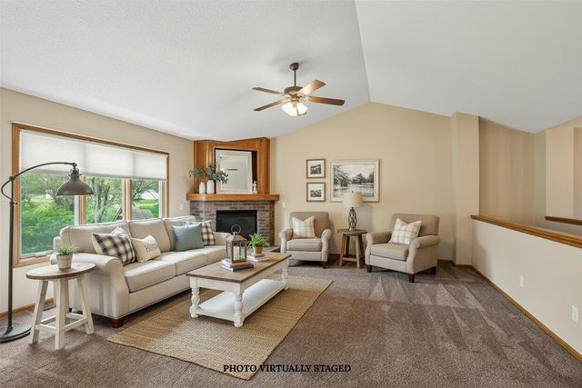 5131 Walnut Ridge Drive, Des Moines, IA 50317