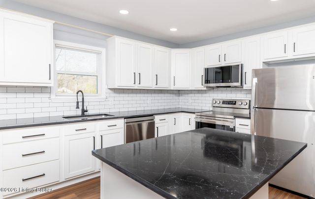 9303 3rd Street Rd, Louisville, KY 40272