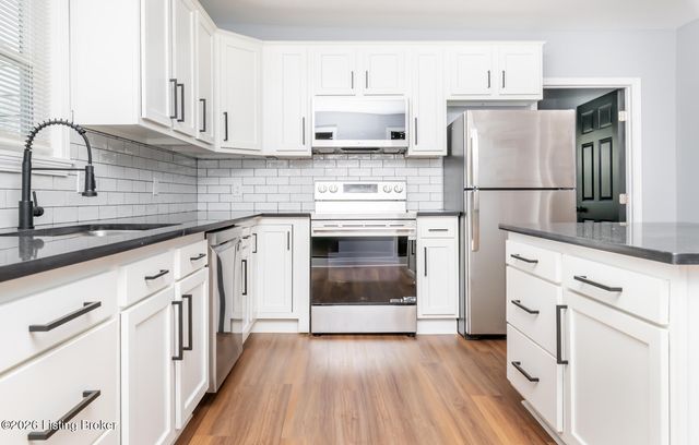 9303 3rd Street Rd, Louisville, KY 40272