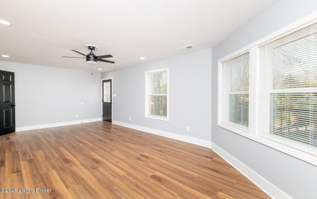 9303 3rd Street Rd, Louisville, KY 40272