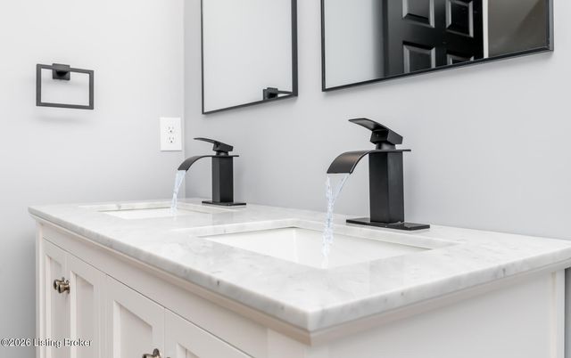 9303 3rd Street Rd, Louisville, KY 40272