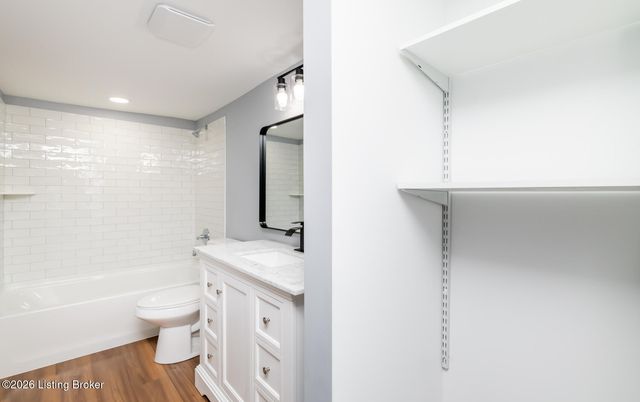 9303 3rd Street Rd, Louisville, KY 40272