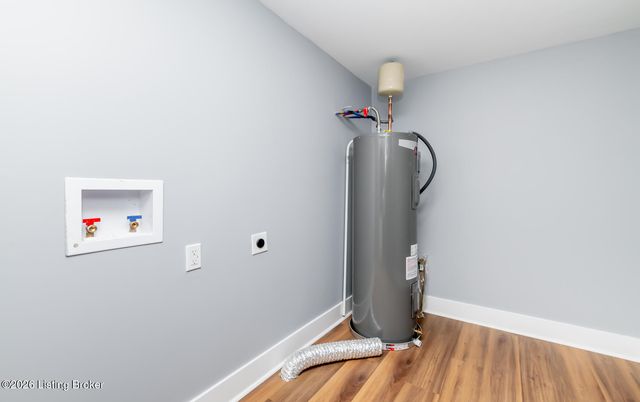 9303 3rd Street Rd, Louisville, KY 40272