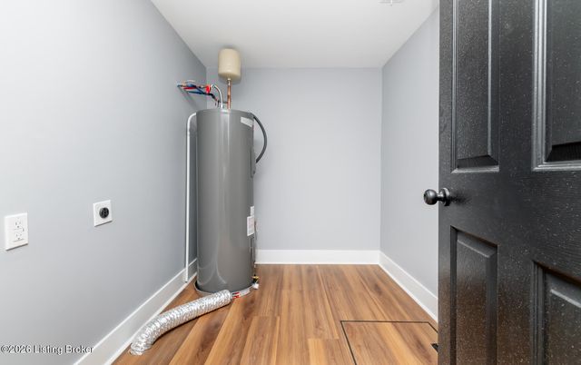 9303 3rd Street Rd, Louisville, KY 40272