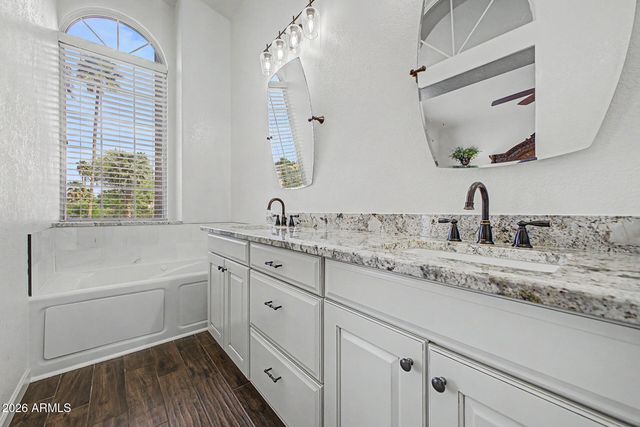 6712 W MCRAE Way, Glendale, AZ 85308