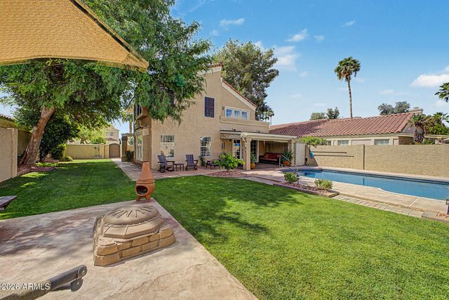 6712 W MCRAE Way, Glendale, AZ 85308