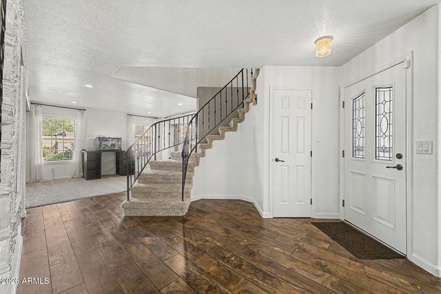 6712 W MCRAE Way, Glendale, AZ 85308