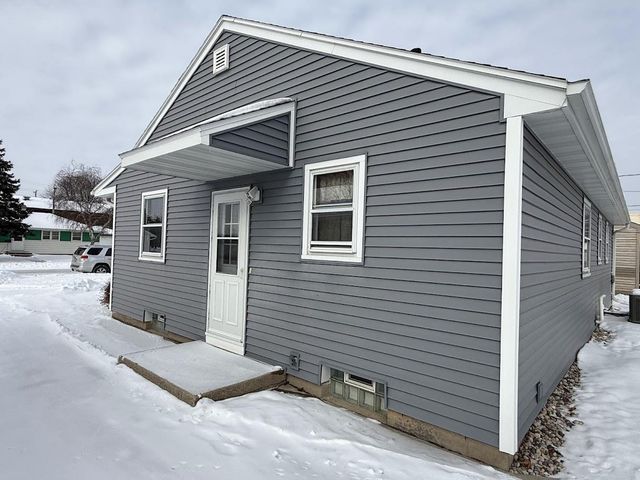 166 ANDREW AVENUE, Neenah, WI 54956