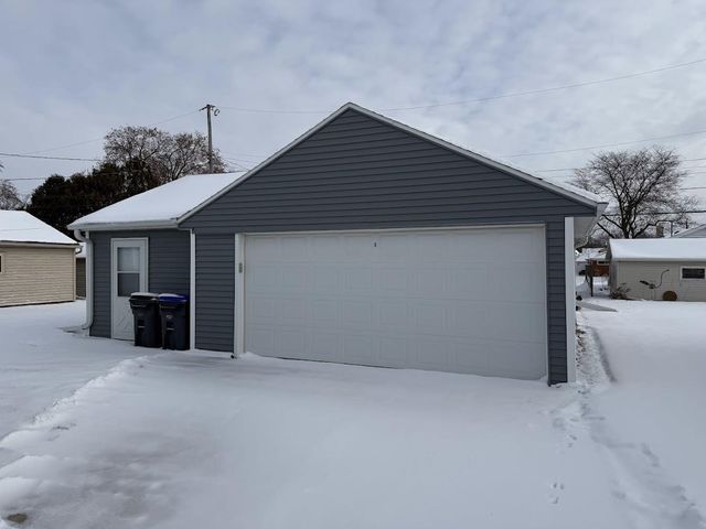 166 ANDREW AVENUE, Neenah, WI 54956
