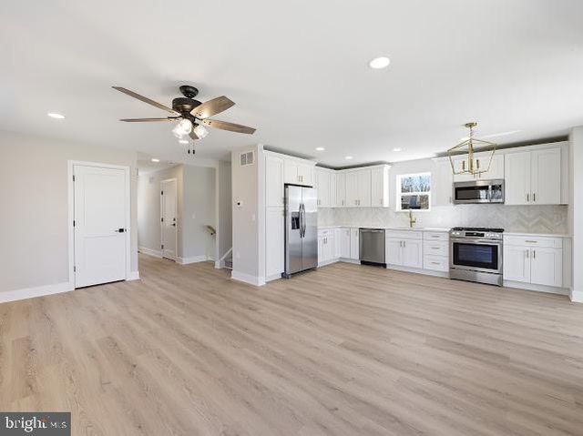 1463 11TH AVE, Williamstown, NJ 08094